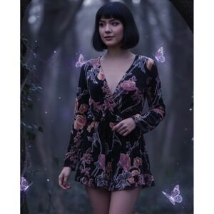 Romper Women's Black Velvet Floral Whimsy Goth, Vampy Small